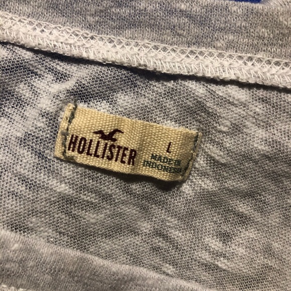Hollister cropped shirt - Picture 3 of 4